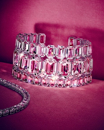 أحدث مجموعات سواروفسكي… بداية مثالية لموسم الأعياد