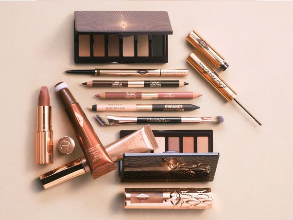تمتعي بملامح محددة مع مستحضرات Super Nudes Contour System من شارلوت تلبوري