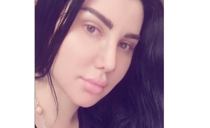 صورة... جيني إسبر بدون مكياج ستفاجئك!