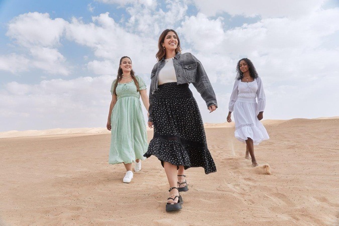 مقابلة خاصّة مع نور ستارز عن كواليس مجموعتها الأولى مع أمريكان إيجل