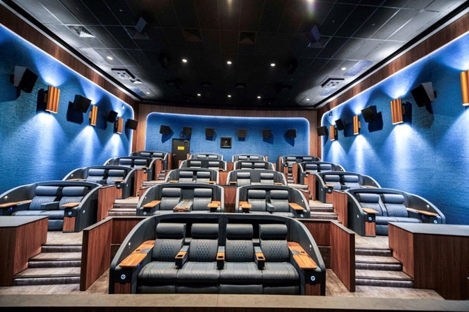 استمتعوا هذا الصيف بتجربة Theatre التي تنقل مشاهدة السينما إلى مستوى آخر