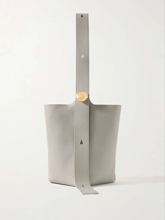 تعرفي إلى ألوان الموسم كما قدمها عرض بوتيغا فينيتا