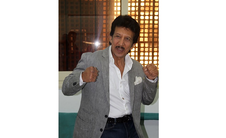 هل تتذكرون يوسف منصور هكذا أصبح بعد غياب طويل وماذا عن وضعه في القمامة‎