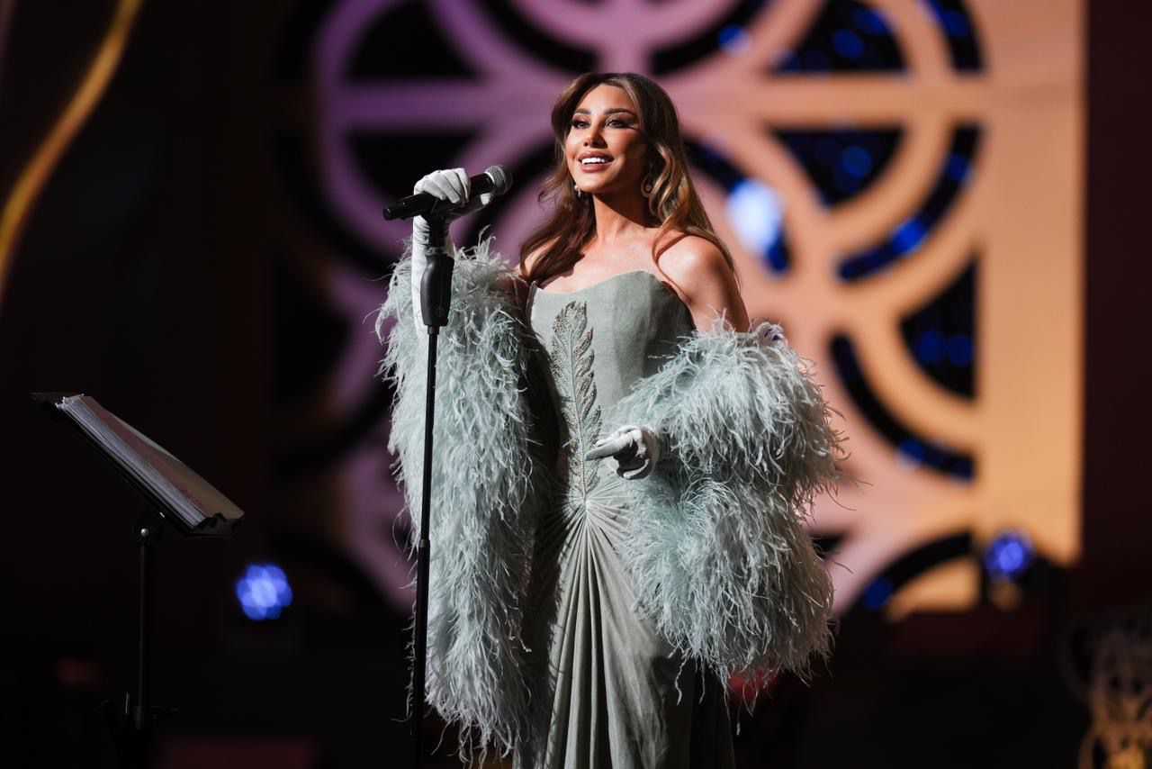 نجوى كرم تشعل مسرح 