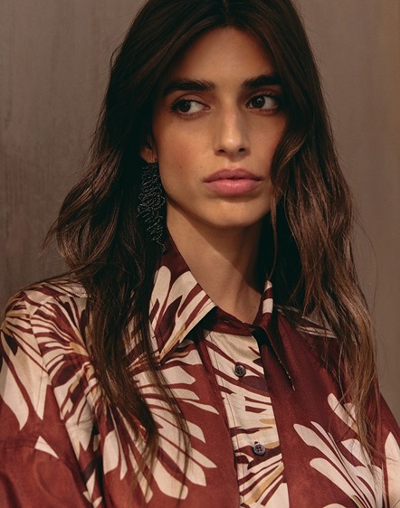 عبايات الخريف... أناقة بهدوء وذكاء