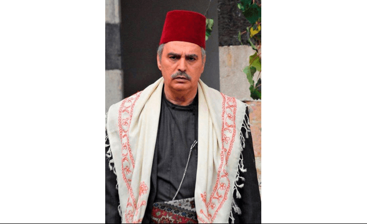 خاص - ما قصّة الطفل الذي تبنّاه عباس النوري.. ومن هو تاج الشام؟