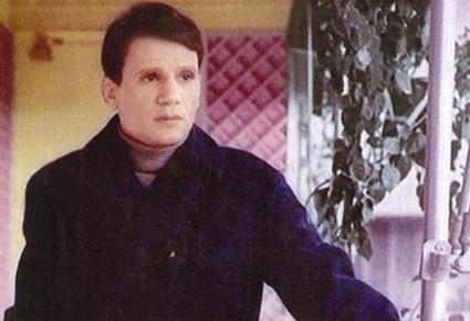 عبد الحليم حافظ نجم 21 حزيران: عاش يتيماً كبر مريضاً ومات أسطورة