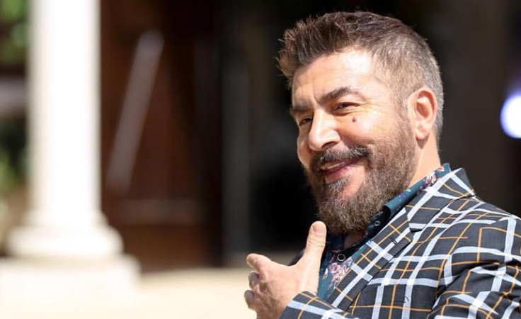 بالفيديو.. وصلة رقص لـ«عابد فهد» داخل المطبخ
