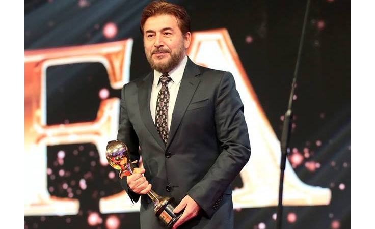 صورة نادرة من زفاف عابد فهد وزينة يازجي عمرها 16 عاماً