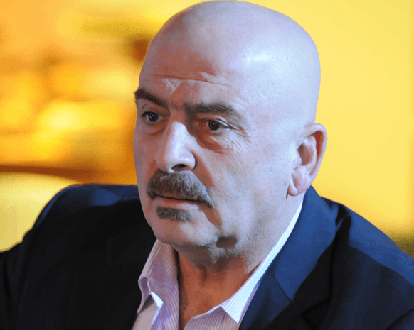 خاص - من هو 