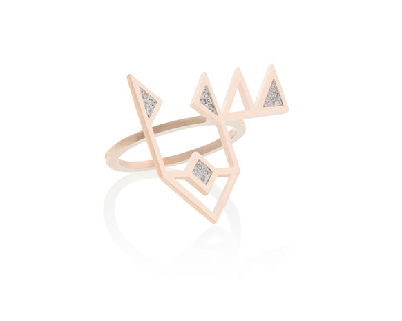 شمسة العبار لـ