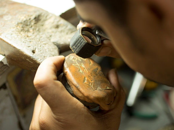 شمسة العبار لـ