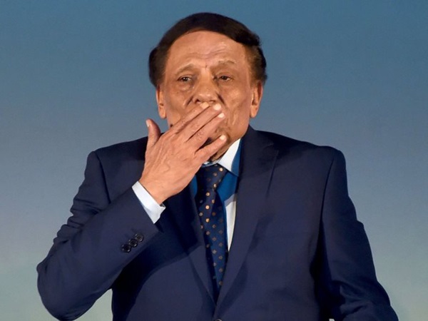 رسالة صوتية من عادل إمام بعد تكريمه في حفل joy awards