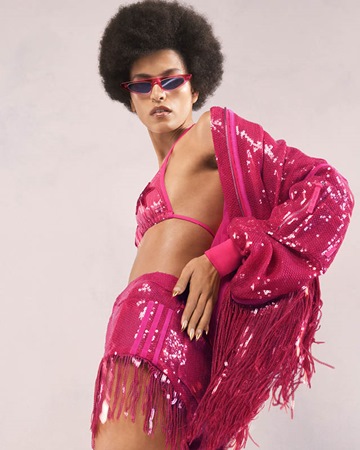 مجموعة IVY PARADISE تُحيي فينا الحنين لثقافة الهيب هوب