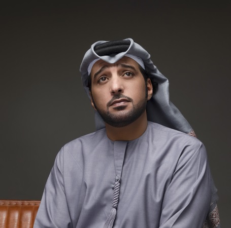 عيضه المنهالي يتغزل بجمال السولعي