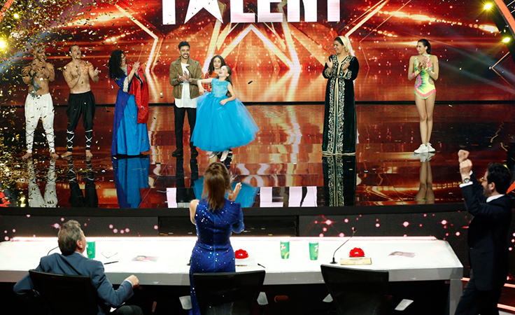 خاص - الطفلة إيمان بيشه تحصد لقب Arabs Got Talent وفستان نجوى كرم معاً