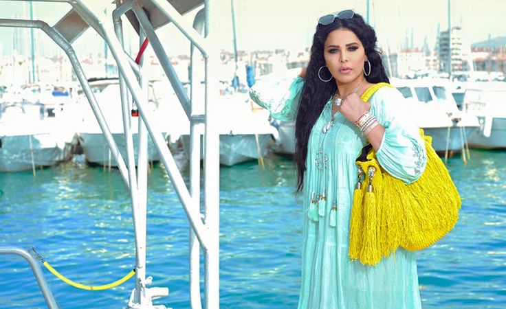 نواعم تكشف كواليس وتفاصيل للمرة الأولى عن كليبي أحلام في الهند