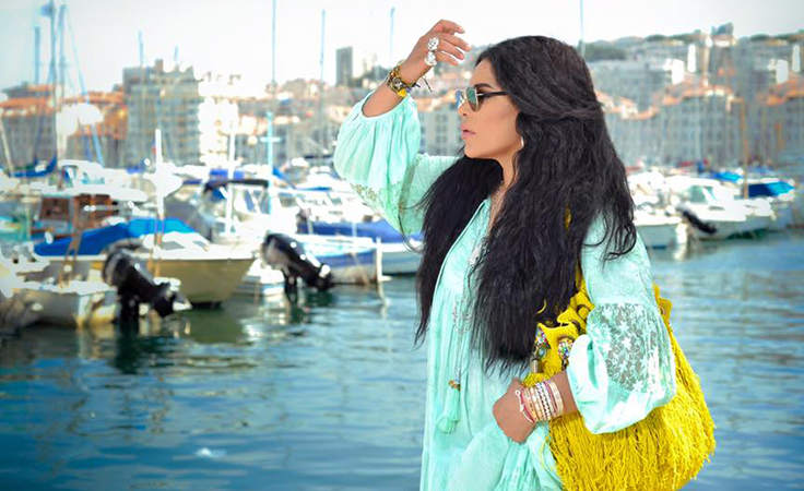 نواعم تكشف كواليس وتفاصيل للمرة الأولى عن كليبي أحلام في الهند