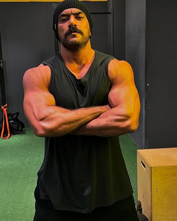 من هي حبيبة أحمد العوضي الجديدة؟