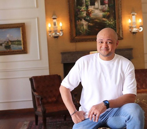 أحمد عمار يلامس المشاعر بأغنيته الجديدة 