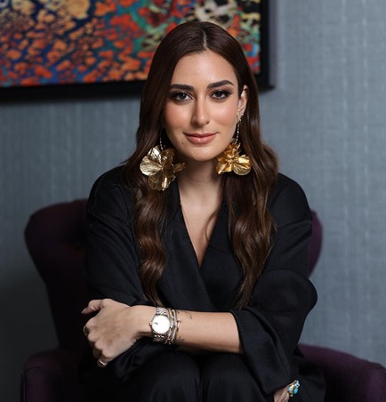 أمينة خليل: هشام ماجد خجول ويسرا «وش السعد»