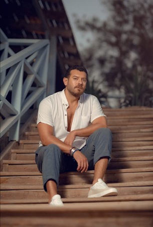 عمرو يوسف :السلم والثعبان سيظل في ذاكرة المشاهد