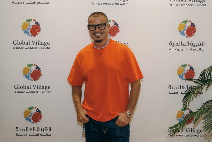 موعد طرح ألبوم عمرو دياب الجديد