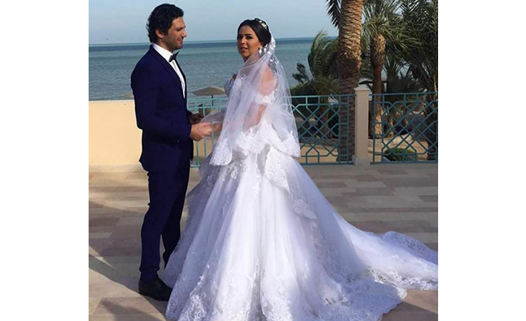 ايمي سمير غانم تكسر تقاليد العروس في زفافها...ونواعم تكشف التفاصيل؟