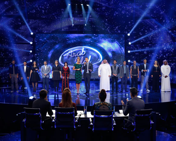 ما سرّ فستان أنابيلا هلال الأخضر؟!