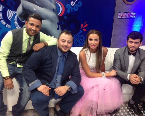 ما سرّ فستان أنابيلا هلال الأخضر؟!