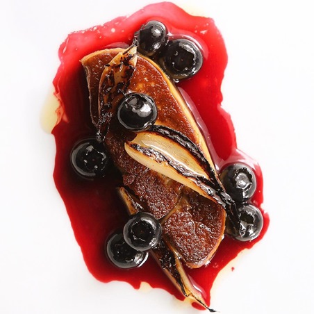 ننصحكم بها: تجربة كورية معاصرة في Mekong برأس الخيمة