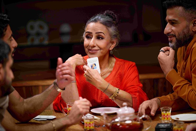 بالتعاون مع أنس بوخش أمازون الإمارات تطلق نسخة رمضانية محدودة من لعبة الورق الشهيرة #ABtalks