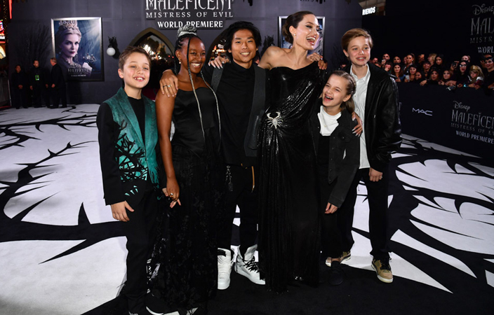 فيديو لنجمات Maleficent 2 على السجّادة الحمراء في لوس أنجلس