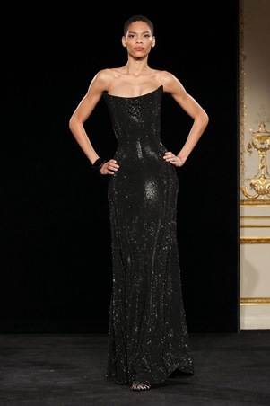 أرماني بعد الغياب.. تصاميم ناعمة بعيدة عن الاستعراض