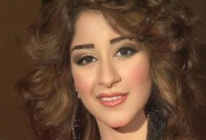 أسيل عمران غيّرت اللوك وخالد شعر بالصدمة