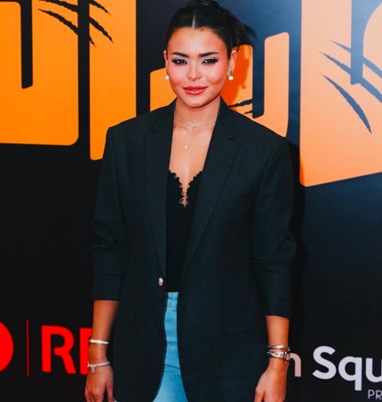 أسماء جلال: 