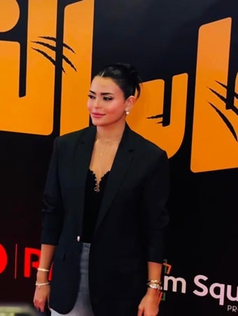 أسماء جلال: 