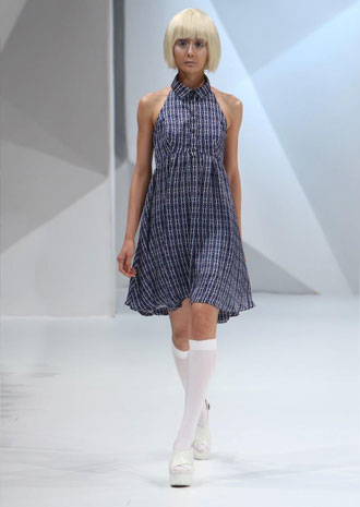 Asudari تقدّم مجموعتها بالطبعات الهندسية في الفاشن فوروورد