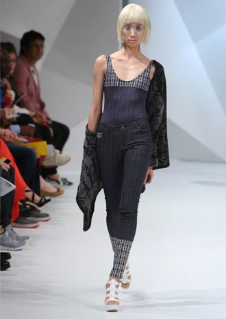 Asudari تقدّم مجموعتها بالطبعات الهندسية في الفاشن فوروورد