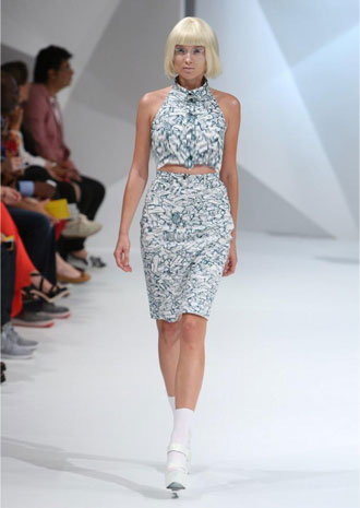 Asudari تقدّم مجموعتها بالطبعات الهندسية في الفاشن فوروورد