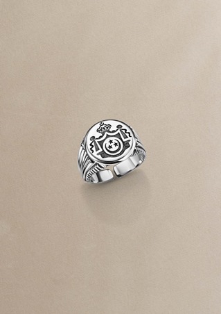 الستّ أم كلثوم بـلمسة حُليّ عِزّة فهمي