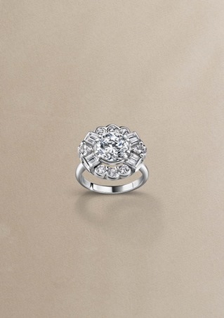 الستّ أم كلثوم بـلمسة حُليّ عِزّة فهمي