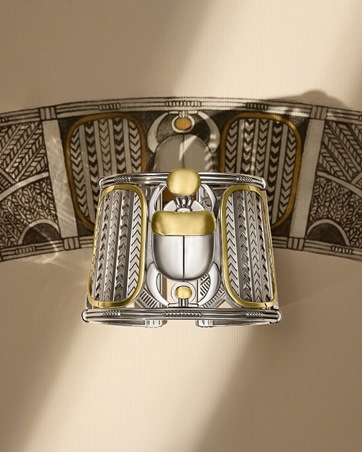 عزّة فهمي تُعيد إحياء سحر مصر القديمة داخل المتحف المصري الكبير