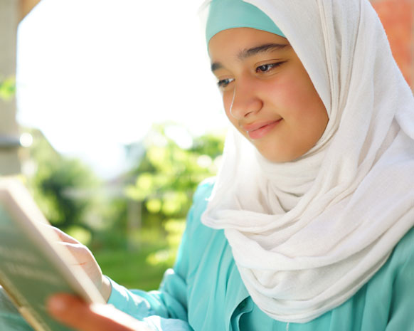 كيف يساعد الأهل أطفالهم على فهم معنى الصوم؟