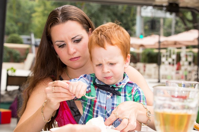 إليكِ 4 نصائح لتنشئة طفل غير مدلل وغير متطلب