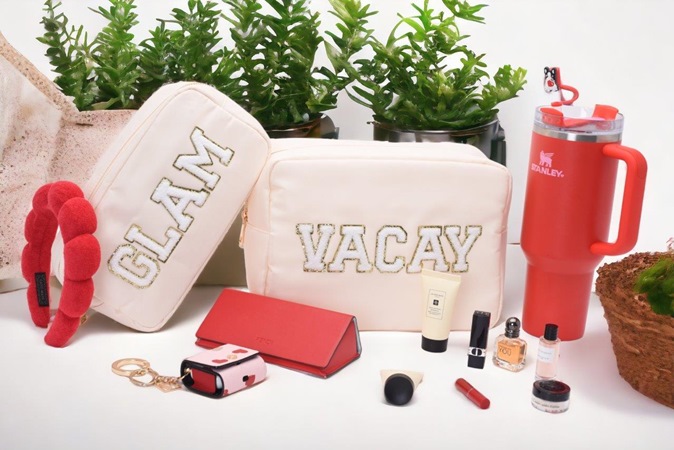 من شنط الشاطئ إلى حقائب حمام السباحة، تعرفي على أبرز إصدارات ذا هابي ترايب لهذا الصيف