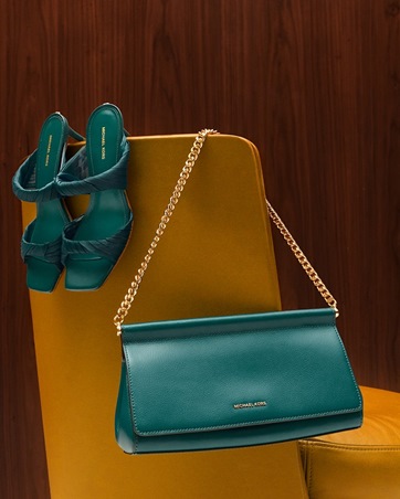 اختاري إطلالاتك في رمضان بلمسة ذهبية