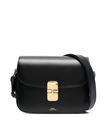 استثمار أنيق يبدأ بحقيبة يد لا تعرف الزمن