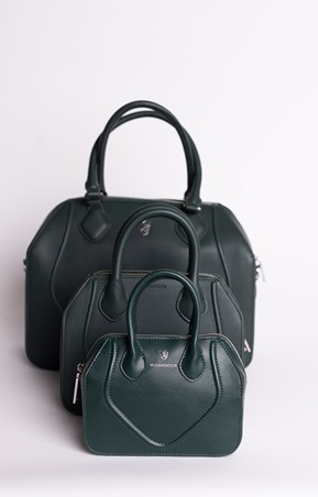 نهاية العام بأناقة واعية مع أحدث حقائب فيغانولوجي