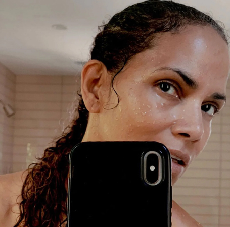 جمالك الطبيعي يربح؛ والدليل صور النجمات بدون مكياج